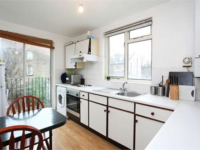 3 bedroom flat to rent