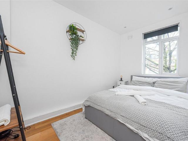 3 Bedroom Flat to Rent
