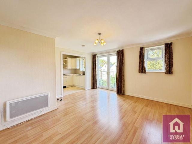 3 bedroom flat to rent