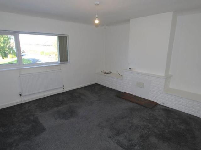 3 bedroom flat to rent