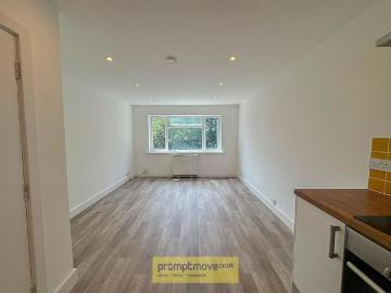 3 bedroom flat to rent