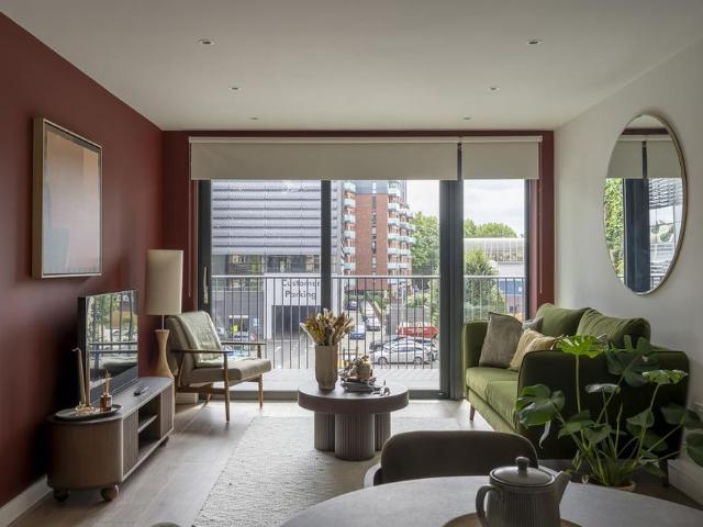 3 bedroom flat to rent