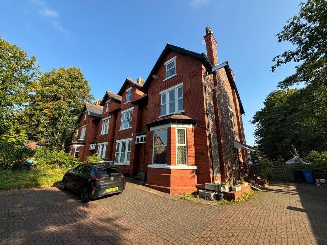 3 bedroom flat to rent