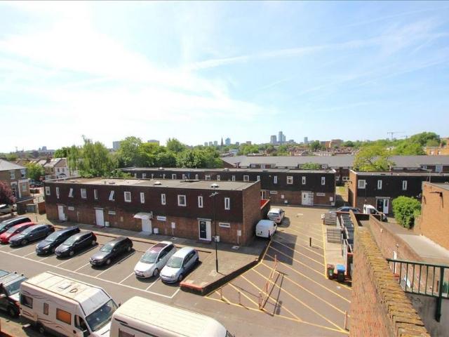 3 bedroom flat to rent