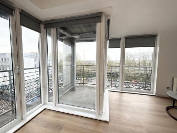 Glasgow, Glasgow and Clyde Valley - Balcony