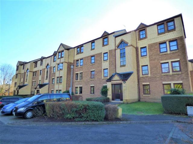3 bedroom flat to rent