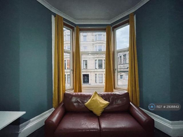 3 bedroom flat to rent