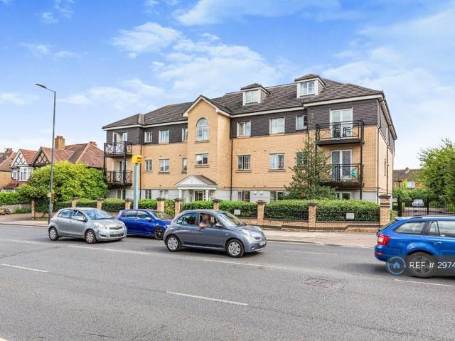 3 bedroom flat to rent