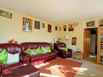 3 bedroom flat to rent