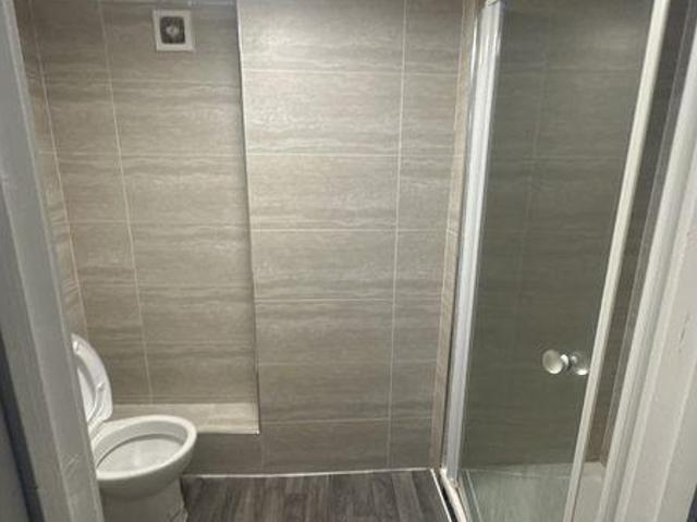 3 bedroom flat to rent