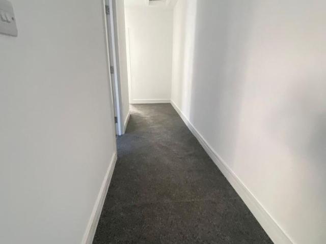 3 bedroom flat to rent