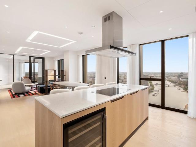 3 bedroom flat to rent