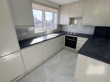 3 bedroom flat to rent