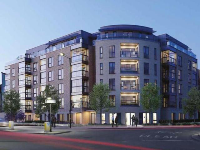 3 bedroom flat for sale