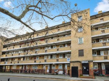 3 bedroom flat for sale