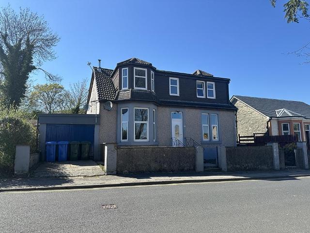 3 bedroom flat for sale
