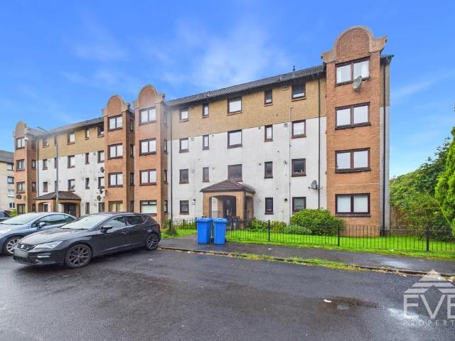 3 bedroom flat for sale