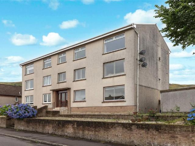 3 bedroom flat for sale