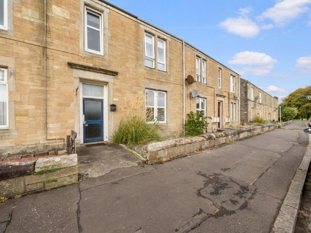 3 bedroom flat for sale