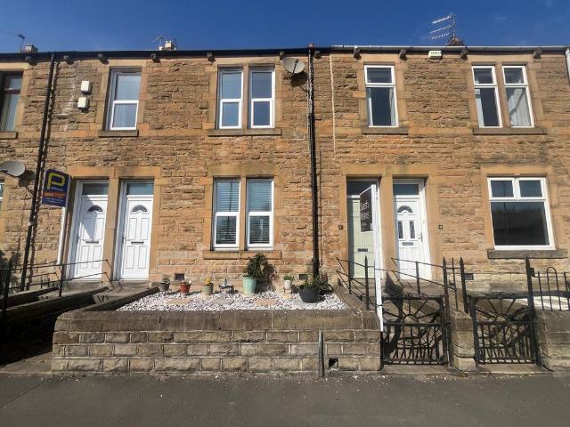 3 bedroom flat for sale