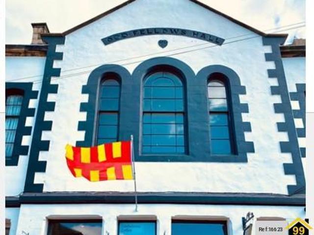 3 bedroom flat for sale