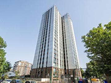 3 bedroom flat for sale