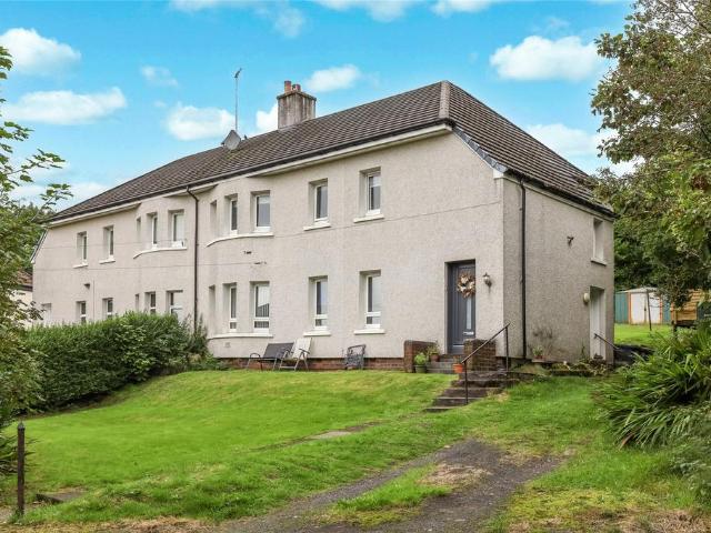 3 bedroom flat for sale