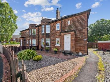 3 bedroom flat for sale