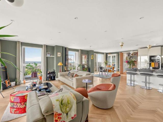 3 bedroom flat for sale