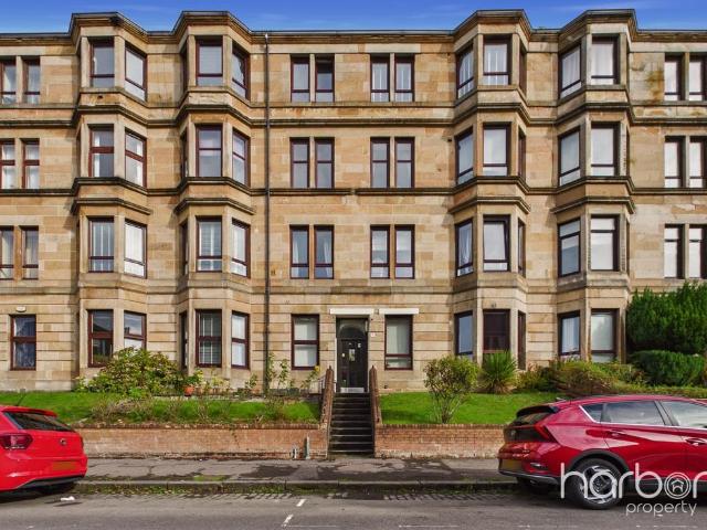 3 bedroom flat for sale