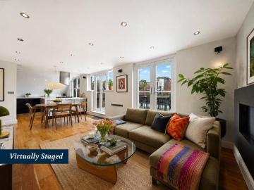 3 bedroom flat for sale