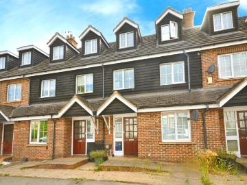 3 bedroom flat for sale