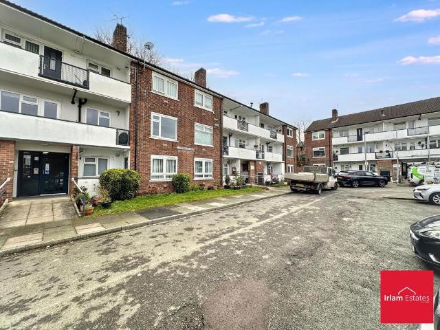 3 bedroom flat for sale