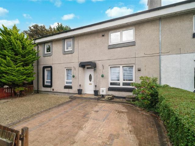 3 bedroom flat for sale
