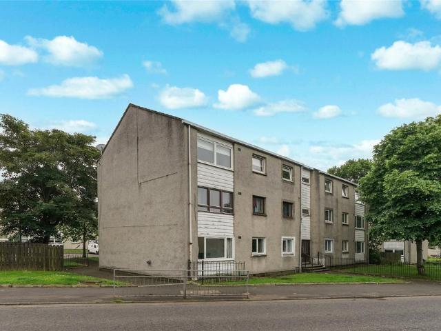 3 bedroom flat for sale