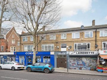 3 bedroom flat for sale