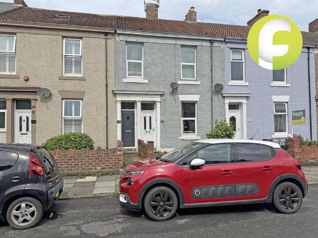3 bedroom flat for sale