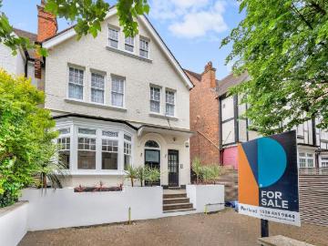 Brondesbury, London, Greater London - Garden