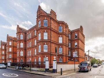 Wendell Park, London, Greater London - Garden