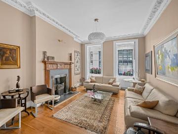 3 bedroom flat for sale