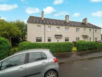 3 bedroom flat for sale