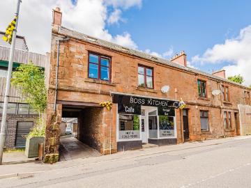 3 bedroom flat for sale