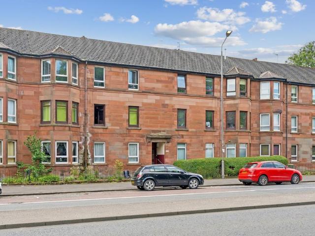 3 bedroom flat for sale