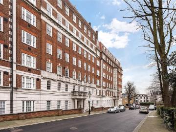 Duchess of Bedfords Walk W8 London, Royal Borough of Kensington, W9, Little Venice, London, Greater London