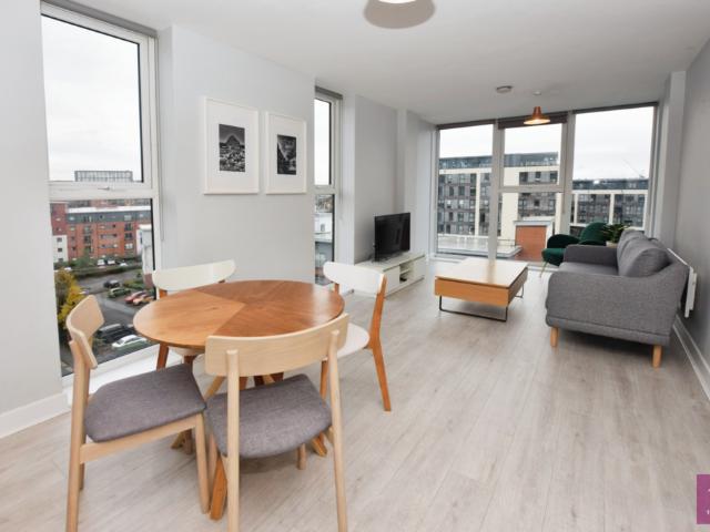 3 bedroom flat for sale