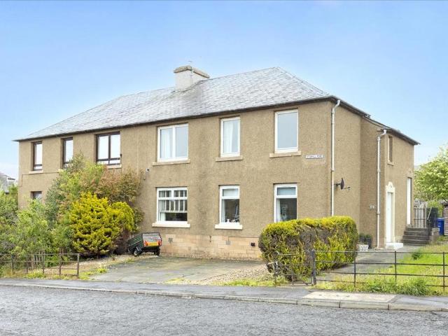 3 bedroom flat for sale
