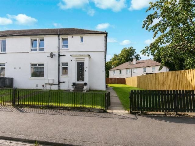3 bedroom flat for sale