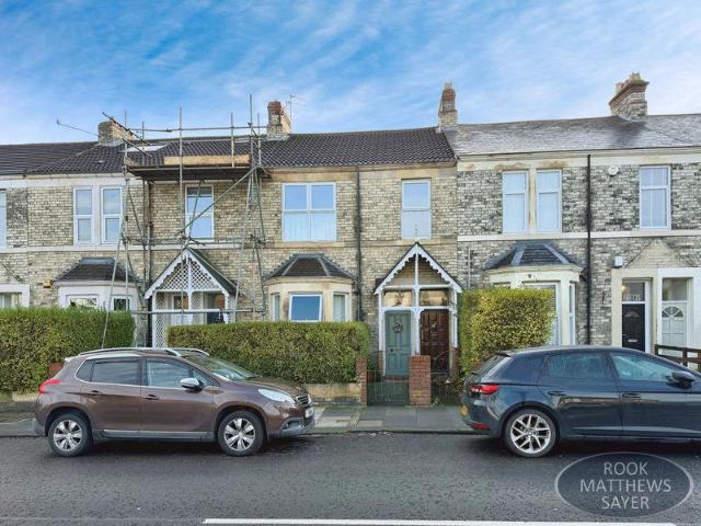 3 bedroom flat for sale