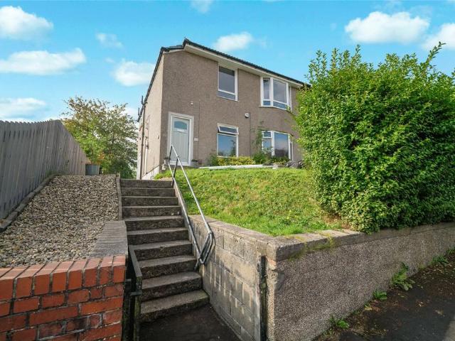 3 bedroom flat for sale