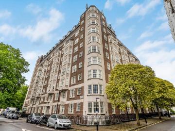 3 bedroom flat for sale